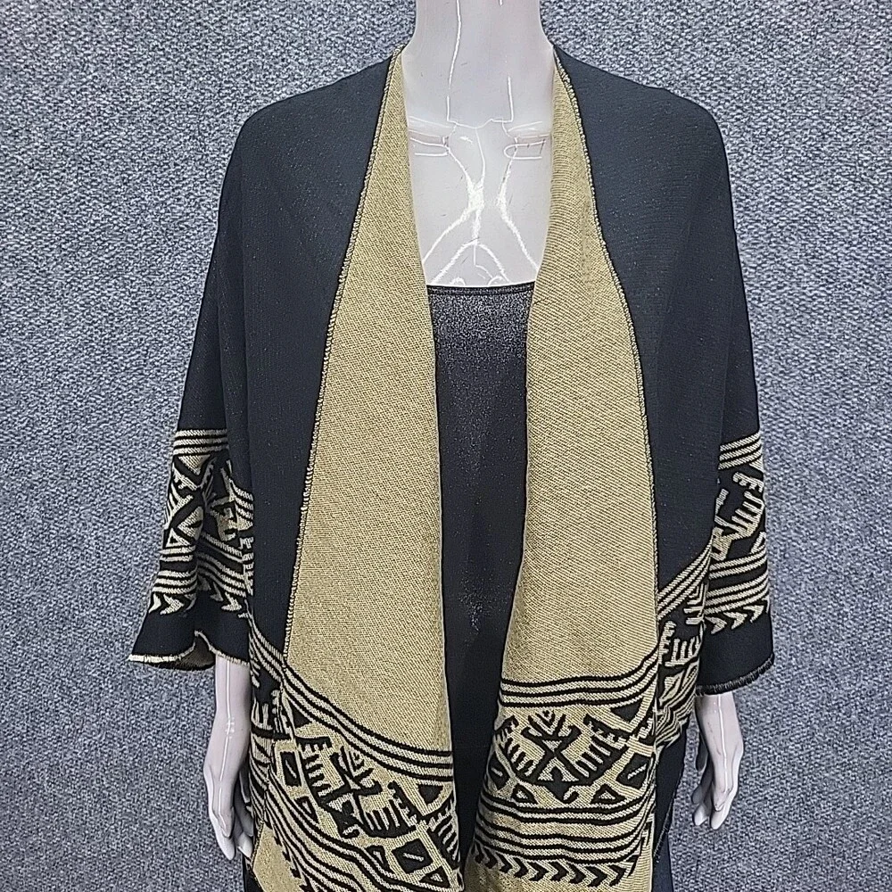 Indigo Thread Co Womens One Size Black and Tan Geometric Pattern Poncho